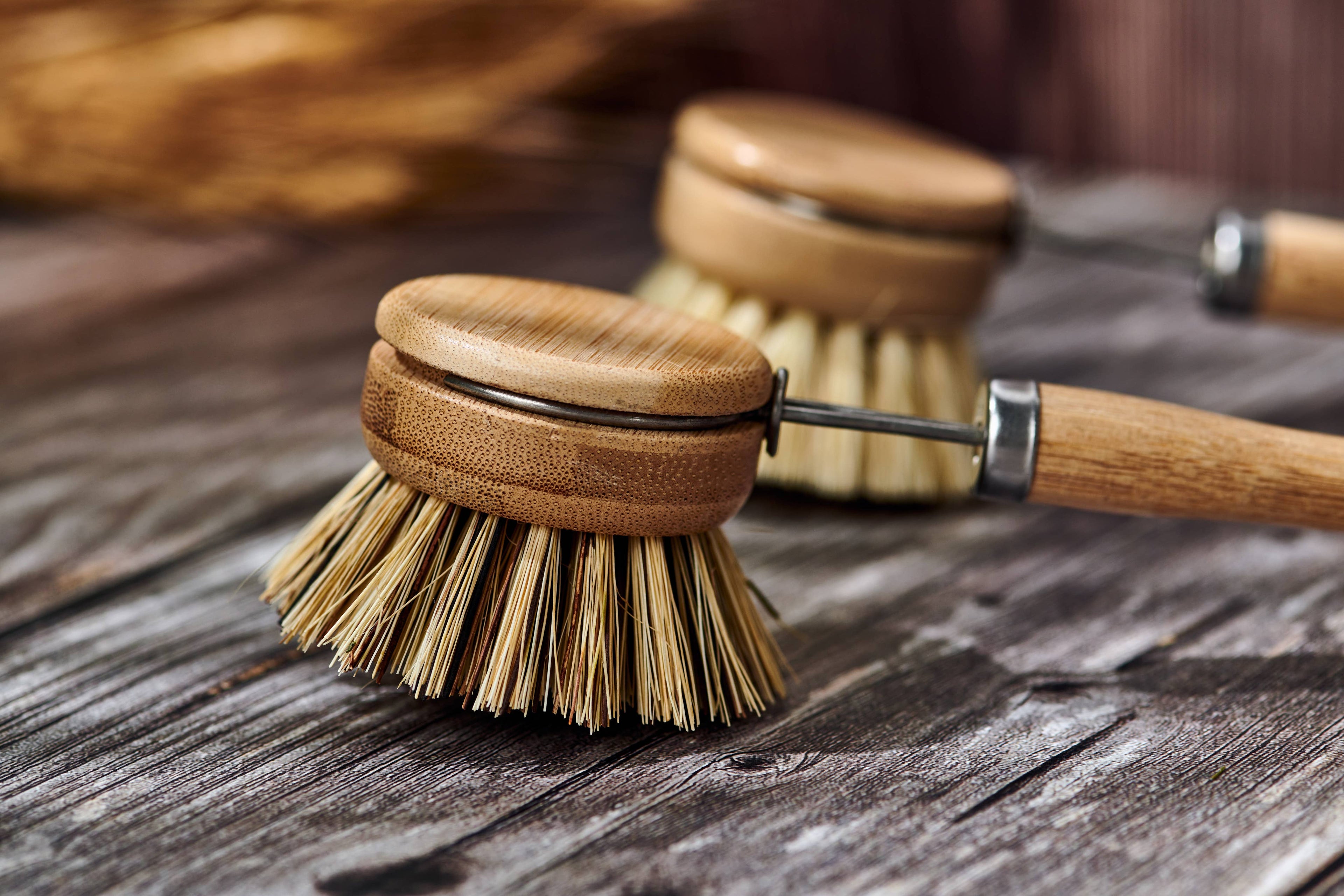 Long Handle Wood &amp; Metal Dish Brush (Plastic Free)